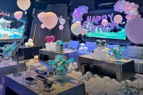 上海高端KTV诚聘魅力女生 专属舞台绽放青春风采